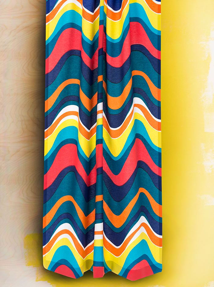 Vallila_SS16_Aalto_blueorange_curtain_photographerHennaSoronen_700px_web