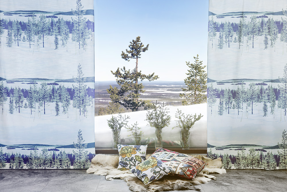 Vallila_AW15_Muonio_curtain_Cinnamon_Bergen_cushion_photographerHennaSoronen_029